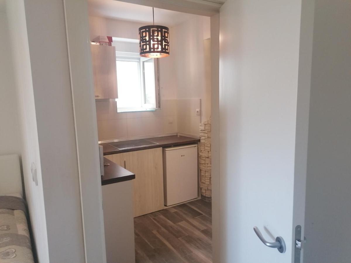 Ferienwohnung Natasa Belgrad Exterior foto