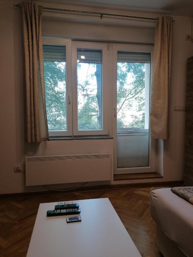 Ferienwohnung Natasa Belgrad Exterior foto